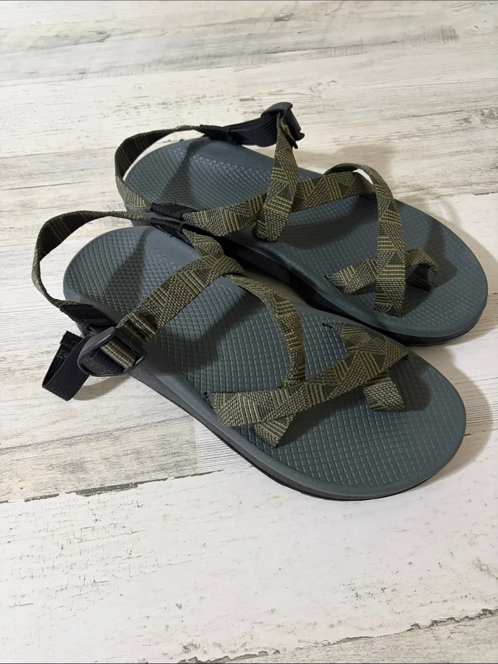 Chaco Men's Olive Green Strapped Sandals Size 11